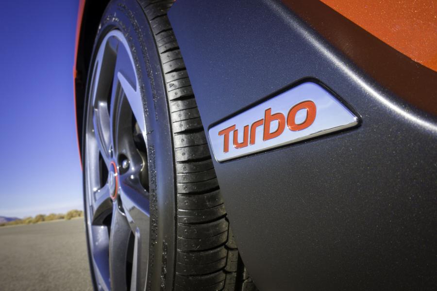 Детали экстерьера Hyundai Veloster Turbo R-Spec 2018 года  (NA) (фото 7 из 44)